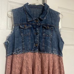 Sleeveless tunic blouse